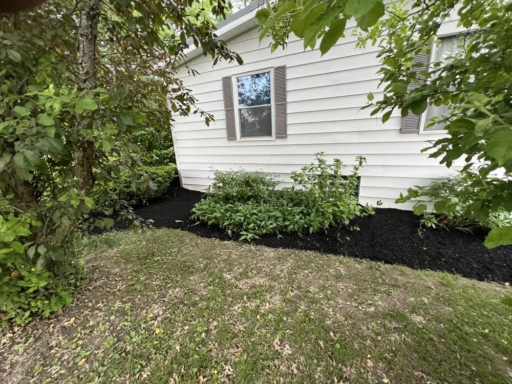 Custom lawn care service for beautiful yards across Erie, PA - Chaney’s Four Seasons Lawncare