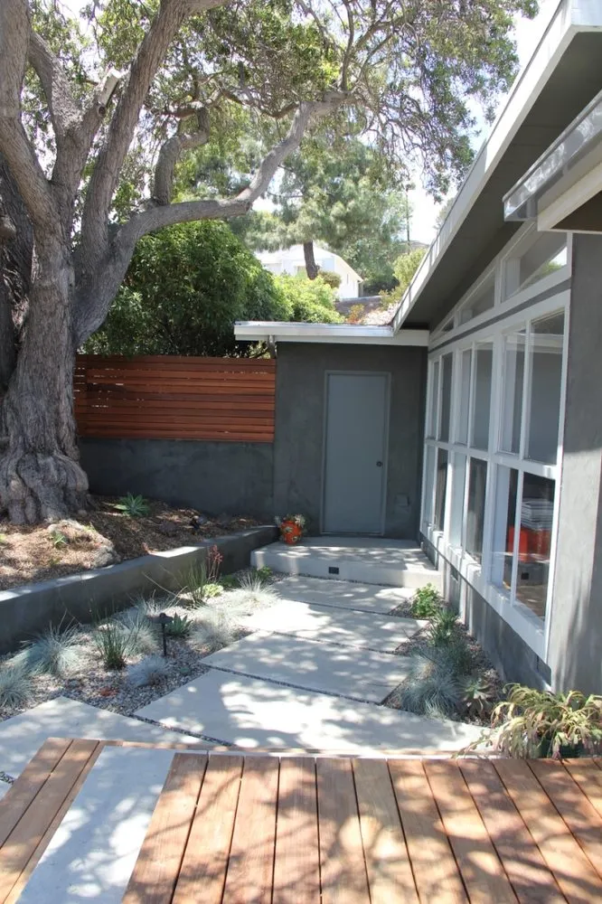 Custom landscape design for homes in Ventura, CA by Channel Islands Landscape and Design