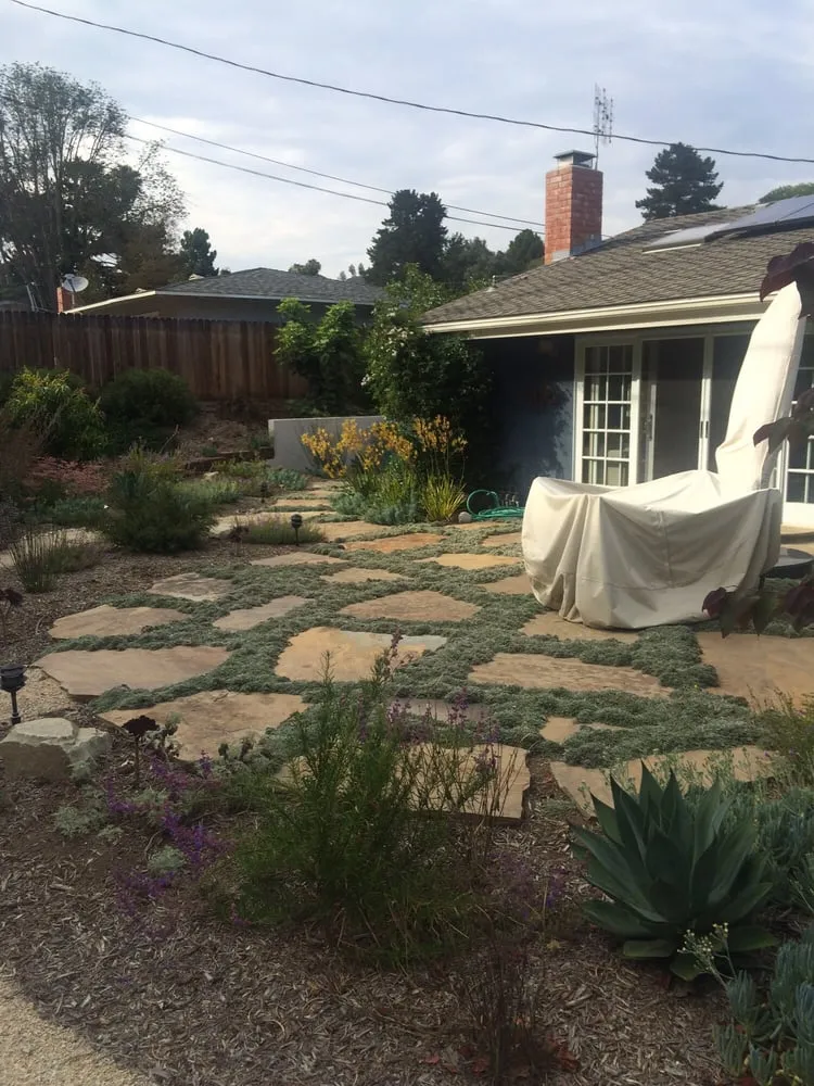 Affordable lawn mowing service for beautiful yards across Ventura, CA - Channel Islands Landscape and Design