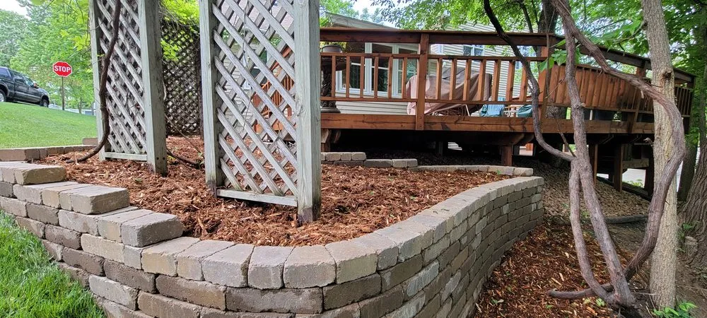 Expert landscaping services experts serving Saint Paul, MN - Chaparritos Landscaping Services