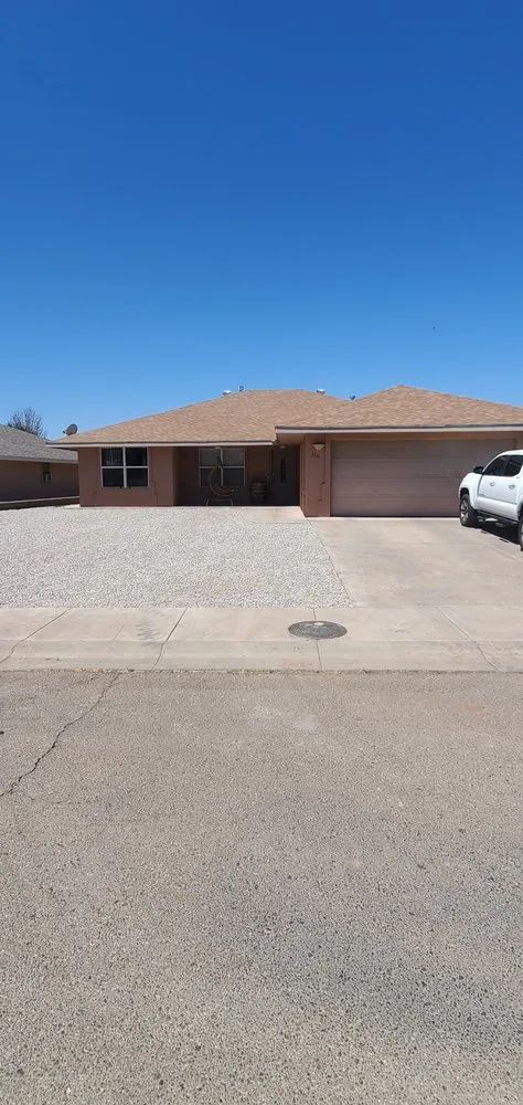 Reliable lawn care service for homes across Alamogordo, NM - Chaparros Personal Maintenance