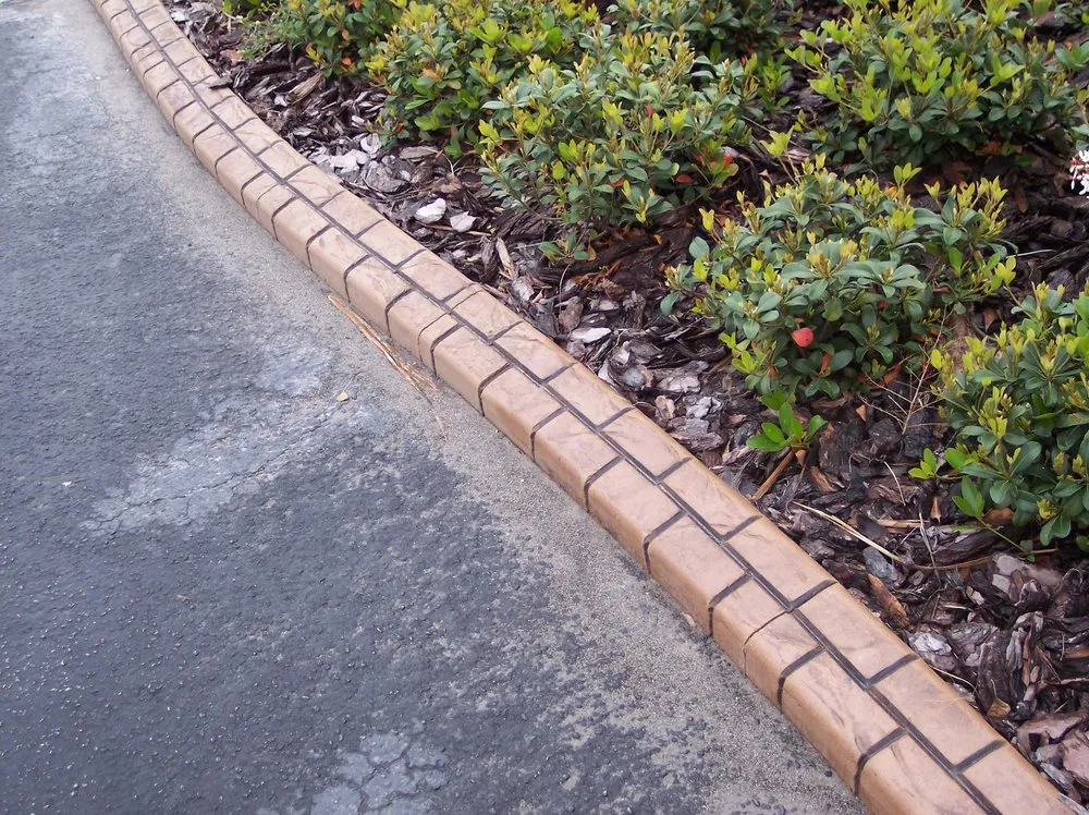 Trusted landscape design experts serving Wesley Chapel, FL - Chapel Curbz