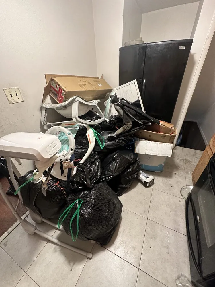 Trusted yard maintenance experts serving Baltimore, MD - Chapelgate Junk Removal And Landscaping