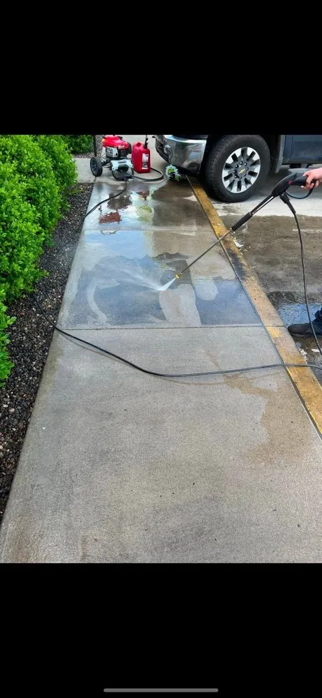 Trusted landscape installation for homes across Raceland, KY - Chapman Contracting