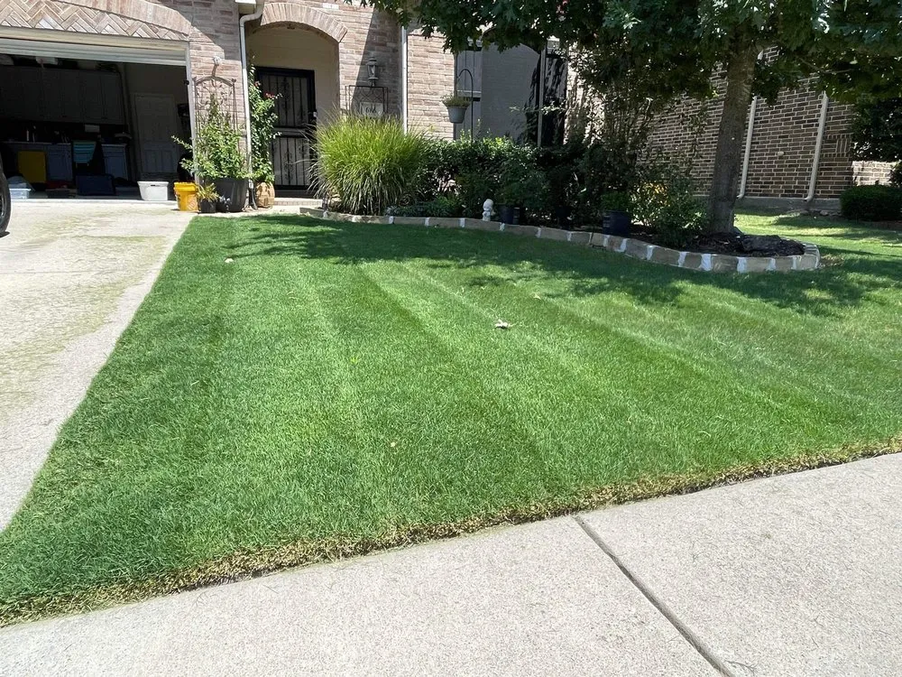Top-rated lawn care service for beautiful yards in Caddo Mills, TX by Chapman Curb Appeal