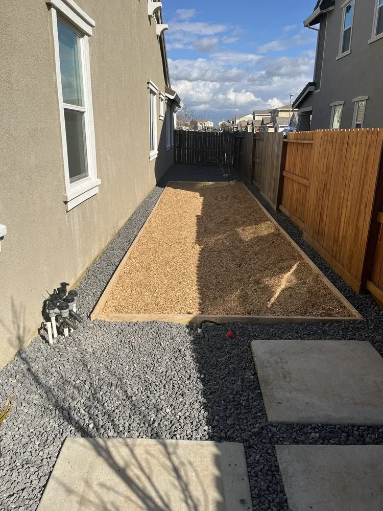 Expert garden landscaping in Loomis, CA by Chapman Landscape Development