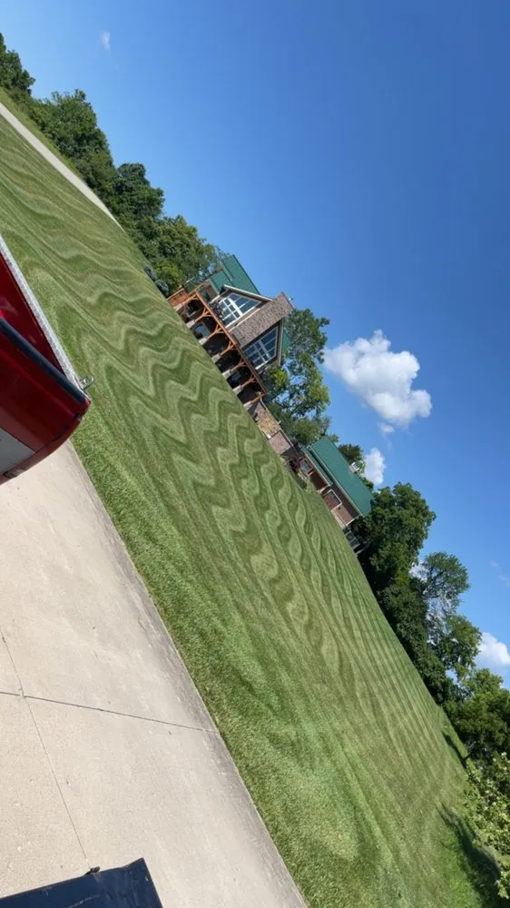 Professional residential landscaping experts serving Connersville, IN - Chapman's Lawncare And Landscaping