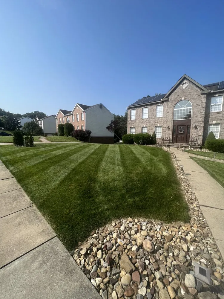 Trusted garden landscaping in Carnegie, PA - Charis Landsaping