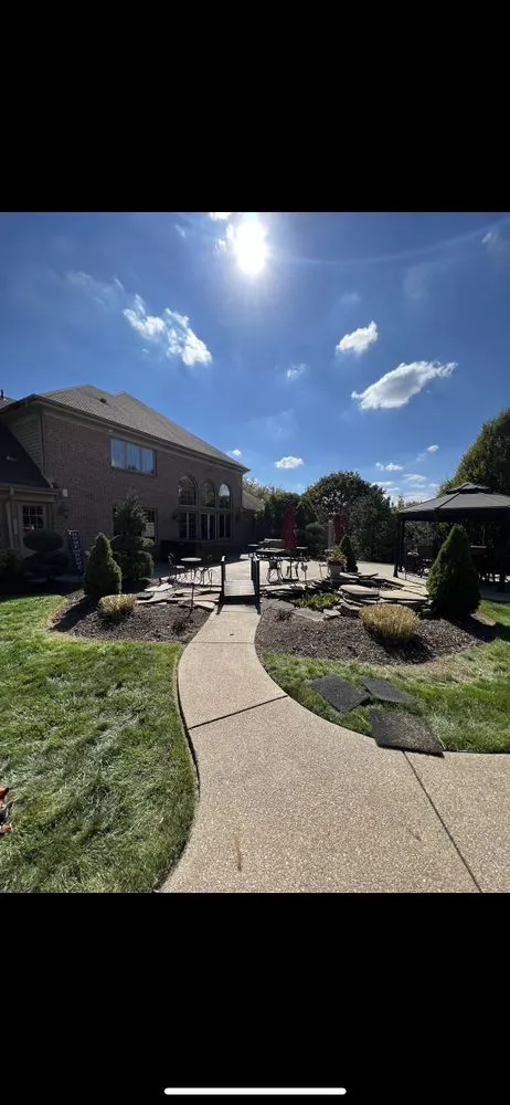 Top-rated lawn care service in Carnegie, PA by Charis Landsaping