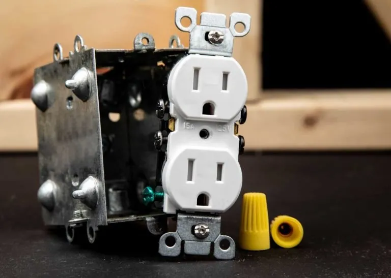 Professional lawn care service experts serving Albuquerque, NM - Charles Hvac