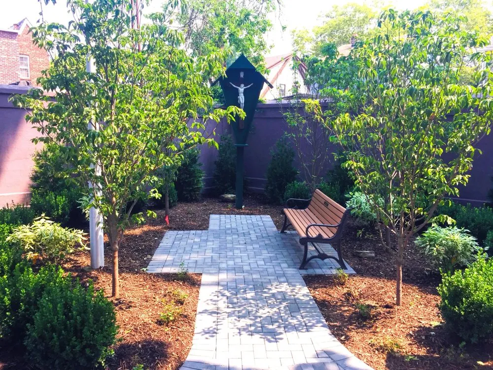 Reliable landscape design for beautiful yards across Franklin Square, NY - Charles Landscaping
