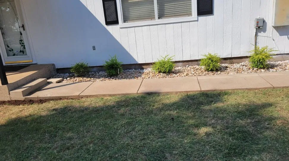 Top-rated garden landscaping for residential properties in Fort Worth, TX by Charles Lawn Service