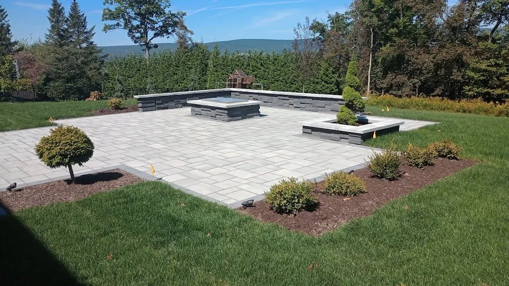 Professional outdoor landscaping in Bear Creek Township, PA - Charles Petras Landscape