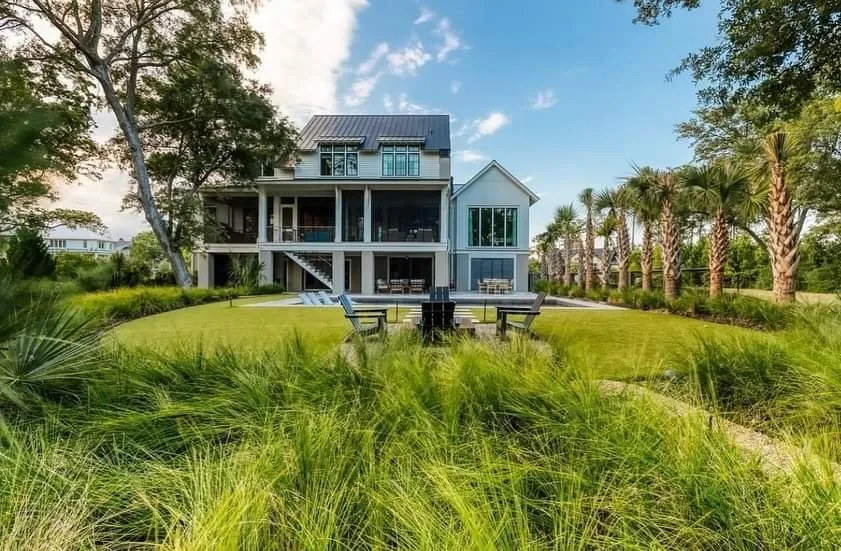 Local lawn care service for beautiful yards in Daniel Island, SC by Charleston Landscape