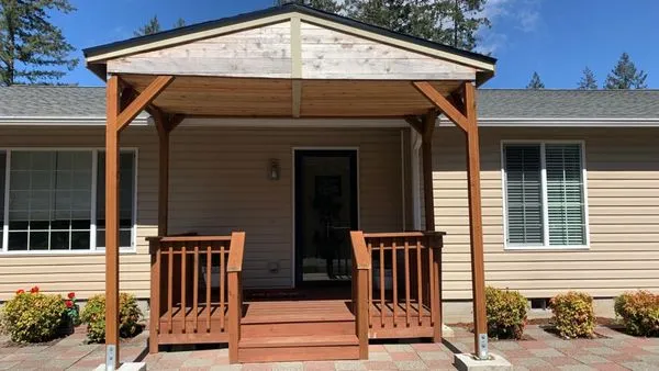 Charley Gaspar Landscaping Logo