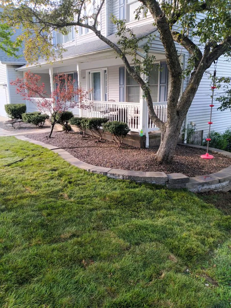 Affordable residential landscaping in Kirkwood, MO - Charlie's landscaping