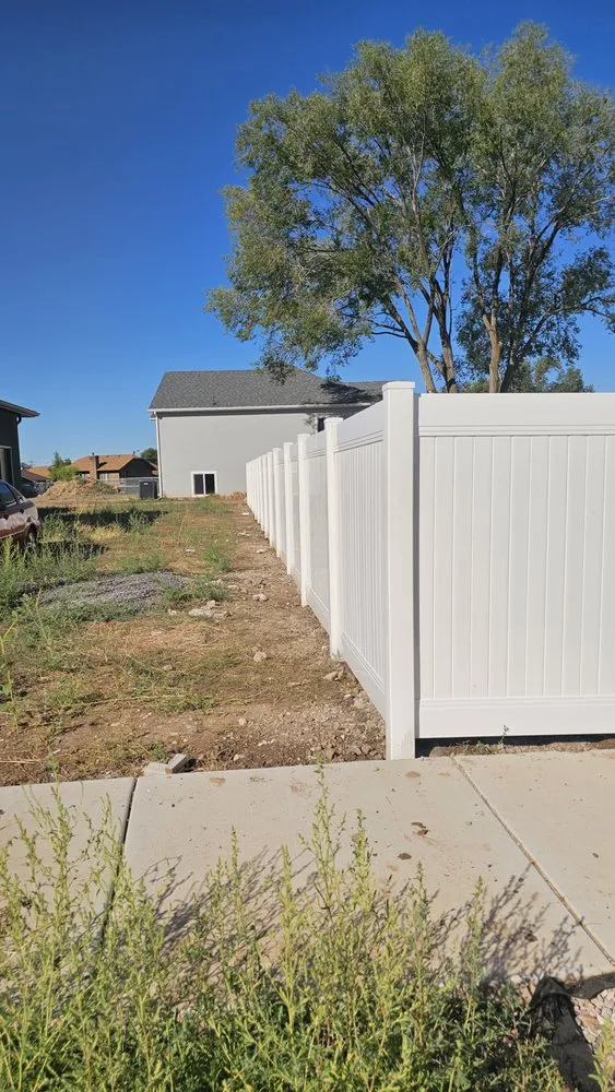 Top-rated yard cleanup service experts serving Layton, UT - Charlie's Landscaping