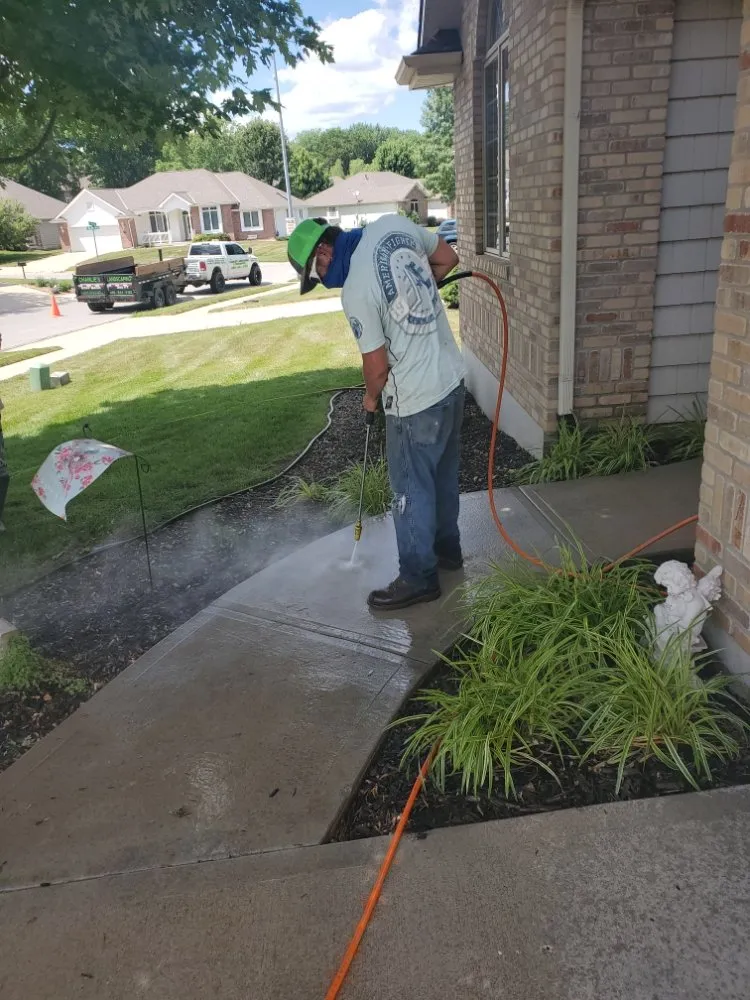 Local landscape installation in Lee's Summit, MO by Charlie's Landscaping