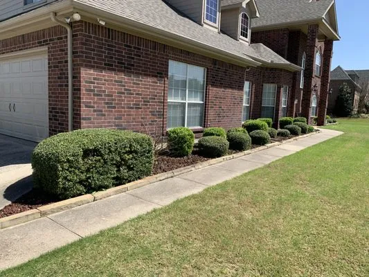 Charlies Landscaping Logo