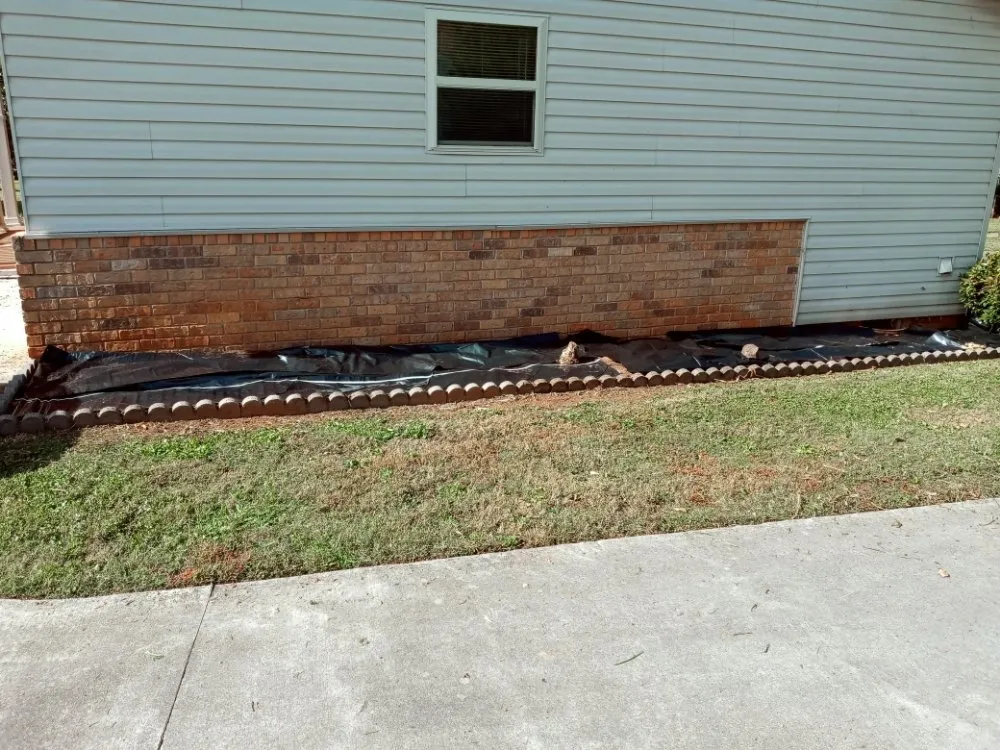 Reliable landscaping services in Maryville, TN by Charlie's Lawn Care