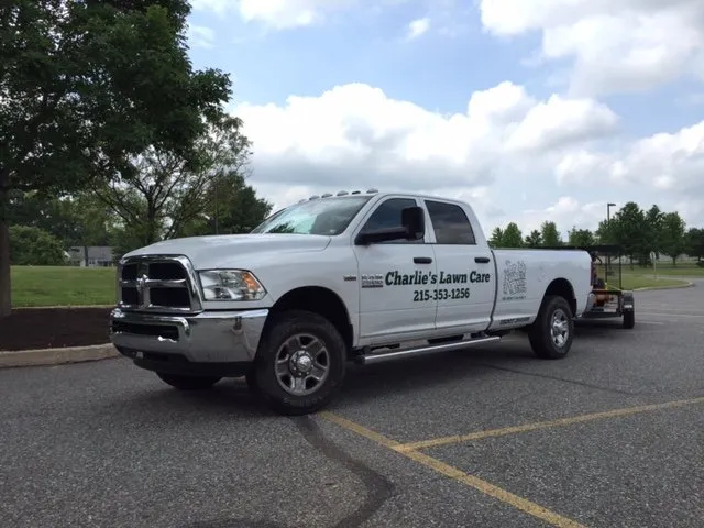 Affordable garden landscaping experts serving Lansdale, PA - Charlie's Lawncare