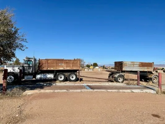 Charlotte's Landscape Supply Logo