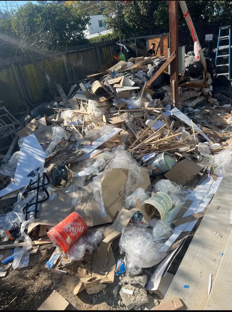 Professional yard cleanup service for beautiful yards across San Jose, CA - Charly Junk Removal and Landscaping