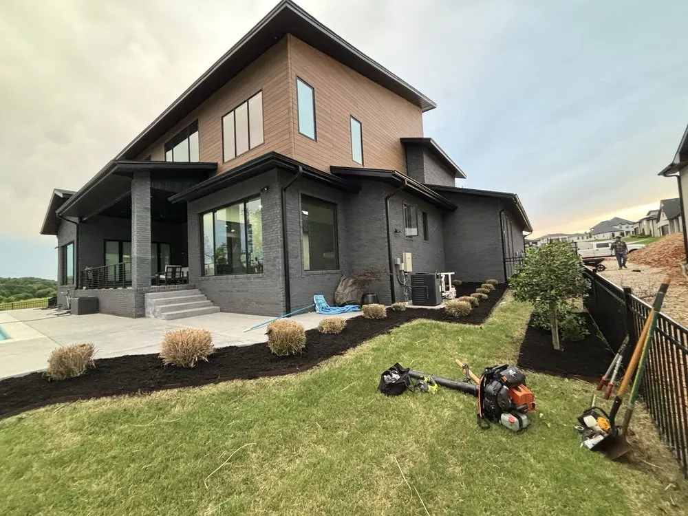 Custom yard cleanup service experts serving Rogers, AR - Charlys Lawn Care