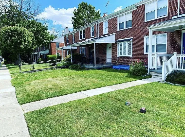 Trusted lawn mowing service in Baltimore, MD by Charming Lawn Care