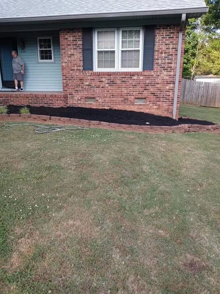 Local yard cleanup service experts serving Greenville, SC - Charping Landscaping & Maintenance