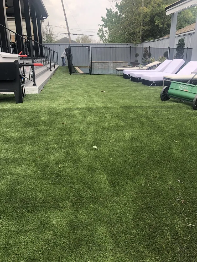 Custom lawn mowing service experts serving New Orleans, LA - Chase The Gardener