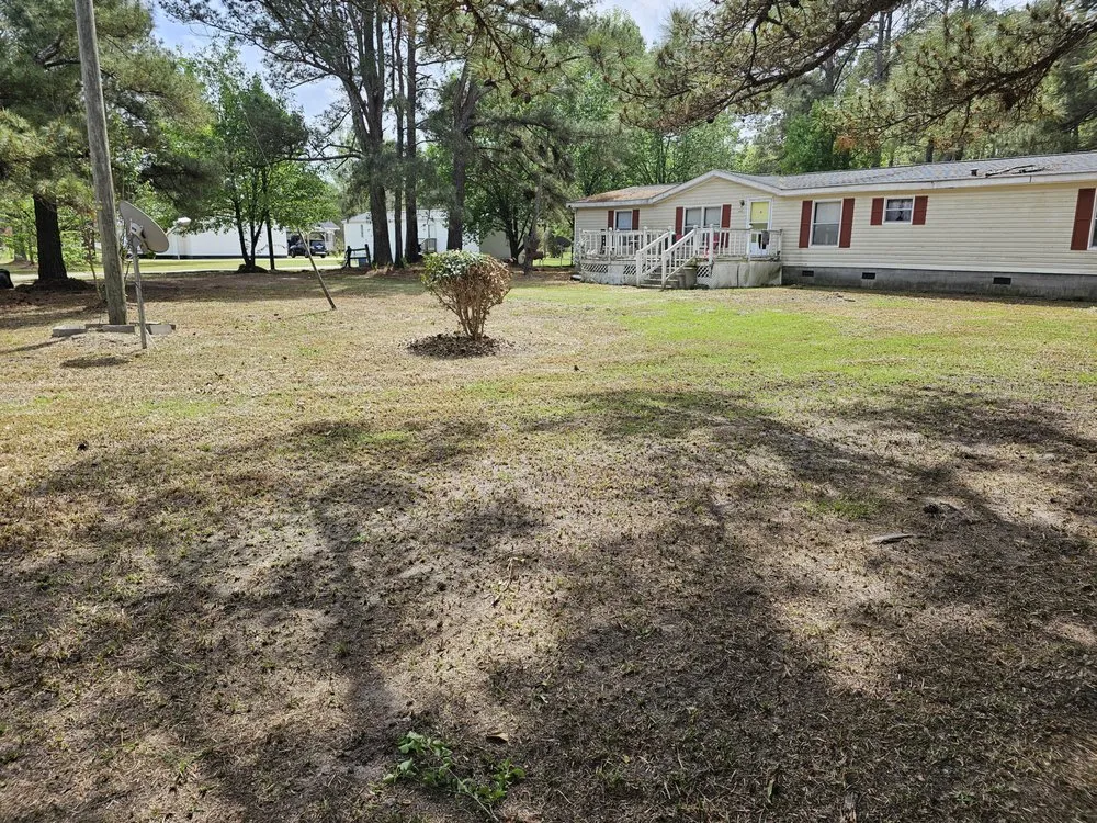 Reliable garden landscaping in Lumberton, NC by Chatman Enterprises