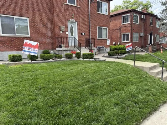 Chatmon Lawn Care Logo