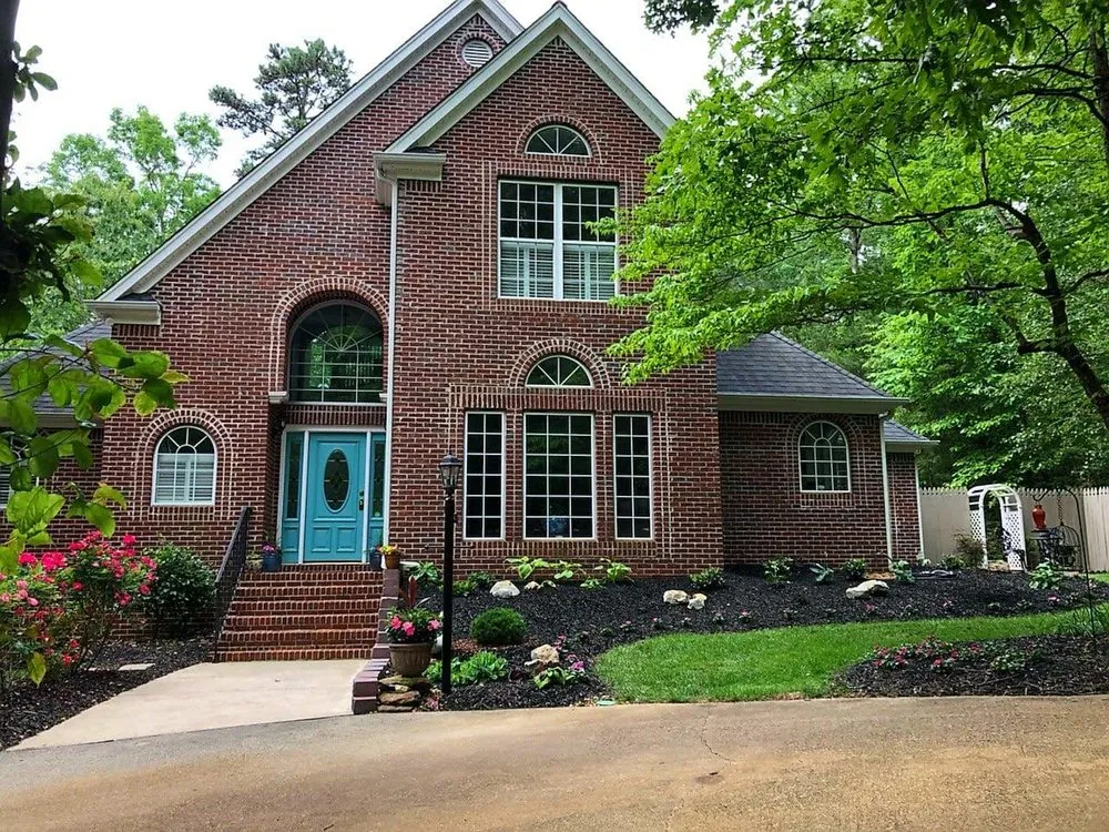 Top-rated yard cleanup service experts serving Hixson, TN - Chattanooga Landscaping Pros