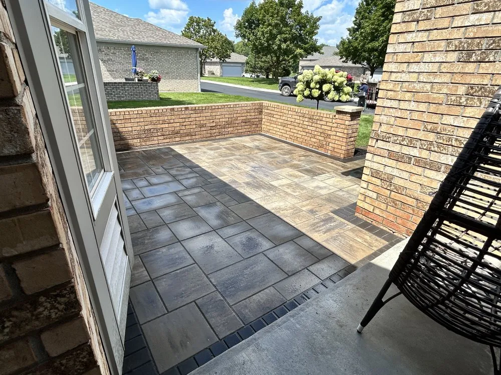 Expert lawn care service in Clinton Township, MI by Chavarin Landscape