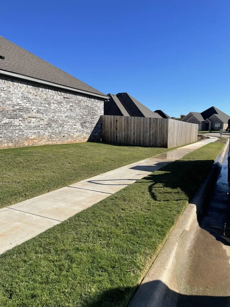 Top-rated yard maintenance in Wichita Falls, TX - Chavarrias Landascape