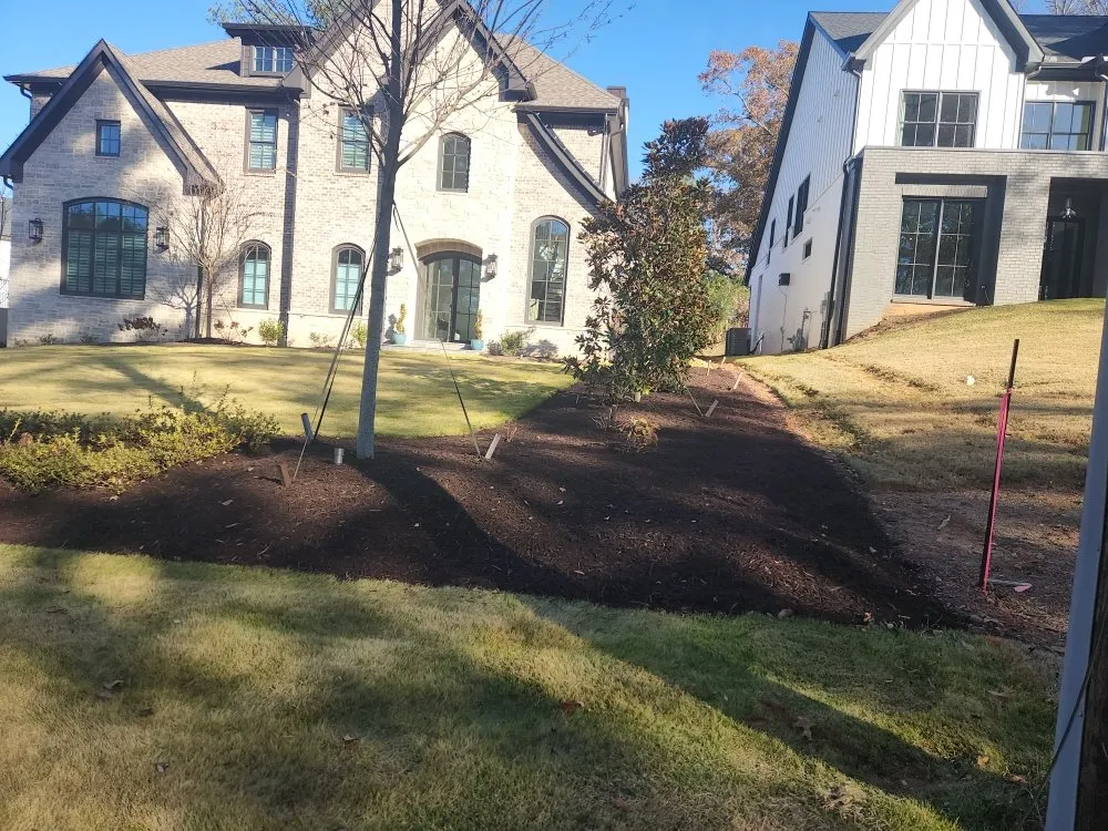 Top-rated yard maintenance for beautiful yards across Marietta, GA - Chaves Greenscape