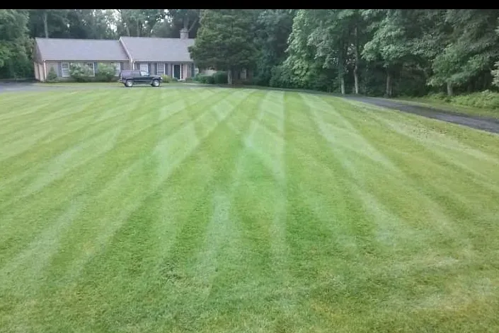 Local outdoor landscaping in Westmoreland, TN by Chaves Soul Landscaping