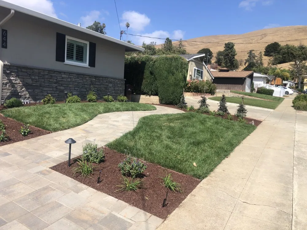 Trusted outdoor landscaping for homes in Hayward, CA by Chavez Construction & Landscaping