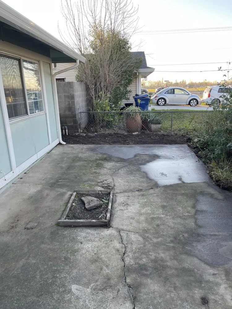 Professional yard cleanup service for residential properties in Woodland, CA by Chavez Hardscaping & Landscaping