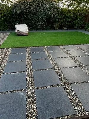 Chavez Landscape Inc. Logo