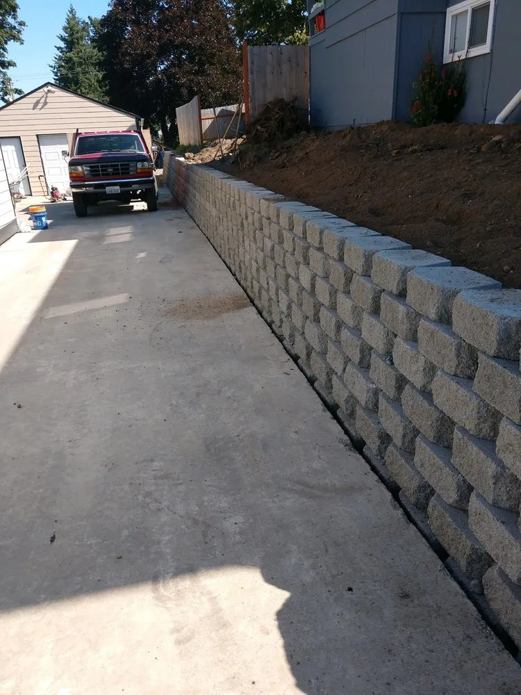 Local yard maintenance in Mount Vernon, WA by Chavez Landscape