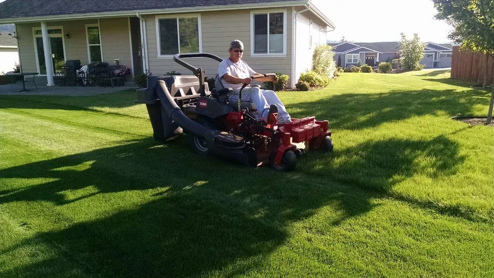 Custom outdoor landscaping in Mount Vernon, WA by Chavez Landscape