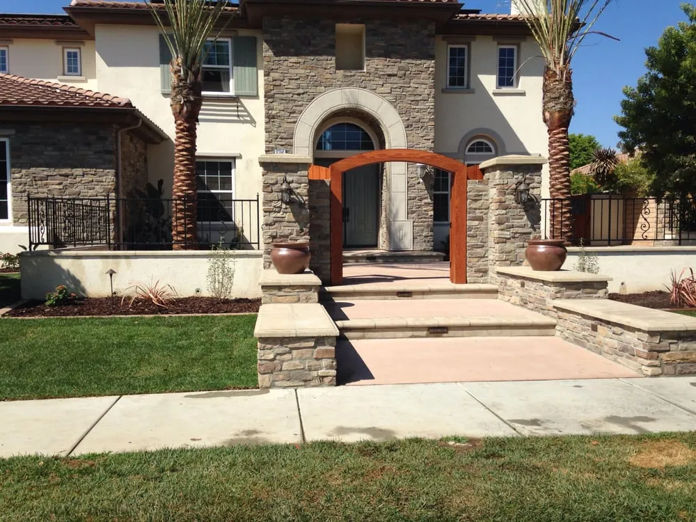 Affordable outdoor landscaping experts serving Escondido, CA - Chavez Landscaping and Maintenance