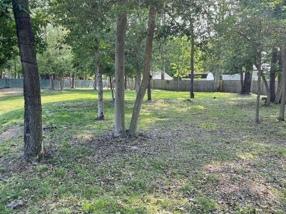 Custom residential landscaping in Fort Washington, MD - Chavez Landscaping