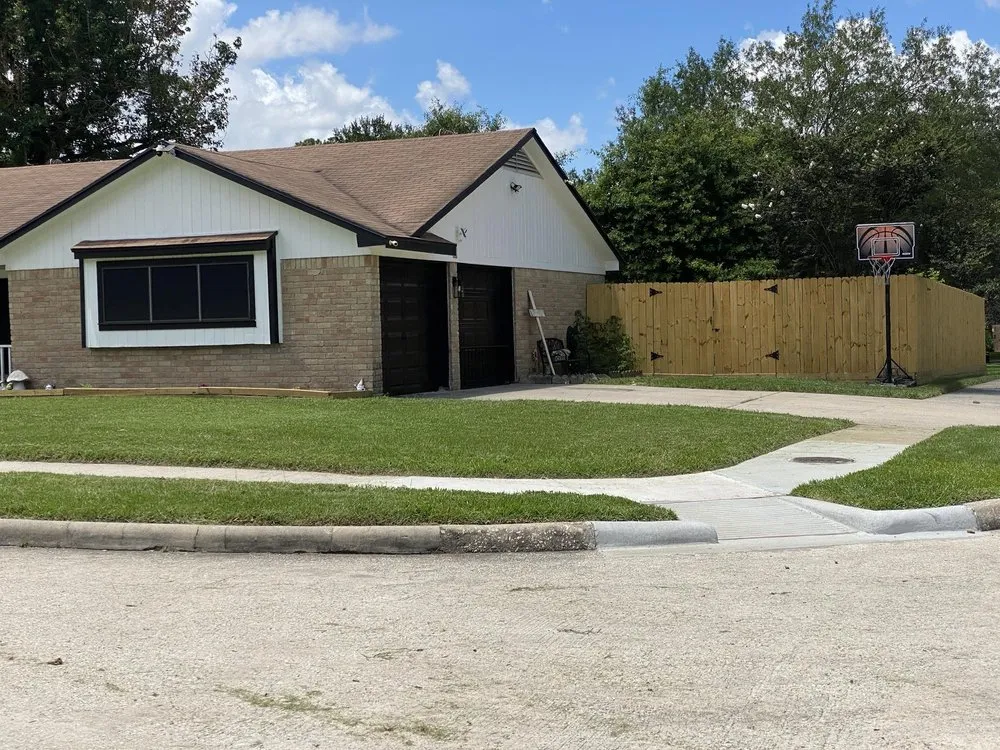 Affordable yard cleanup service with custom design across The Woodlands, TX - Chavez Landscaping