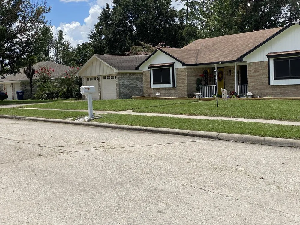 Top-rated yard cleanup service with custom design across The Woodlands, TX - Chavez Landscaping