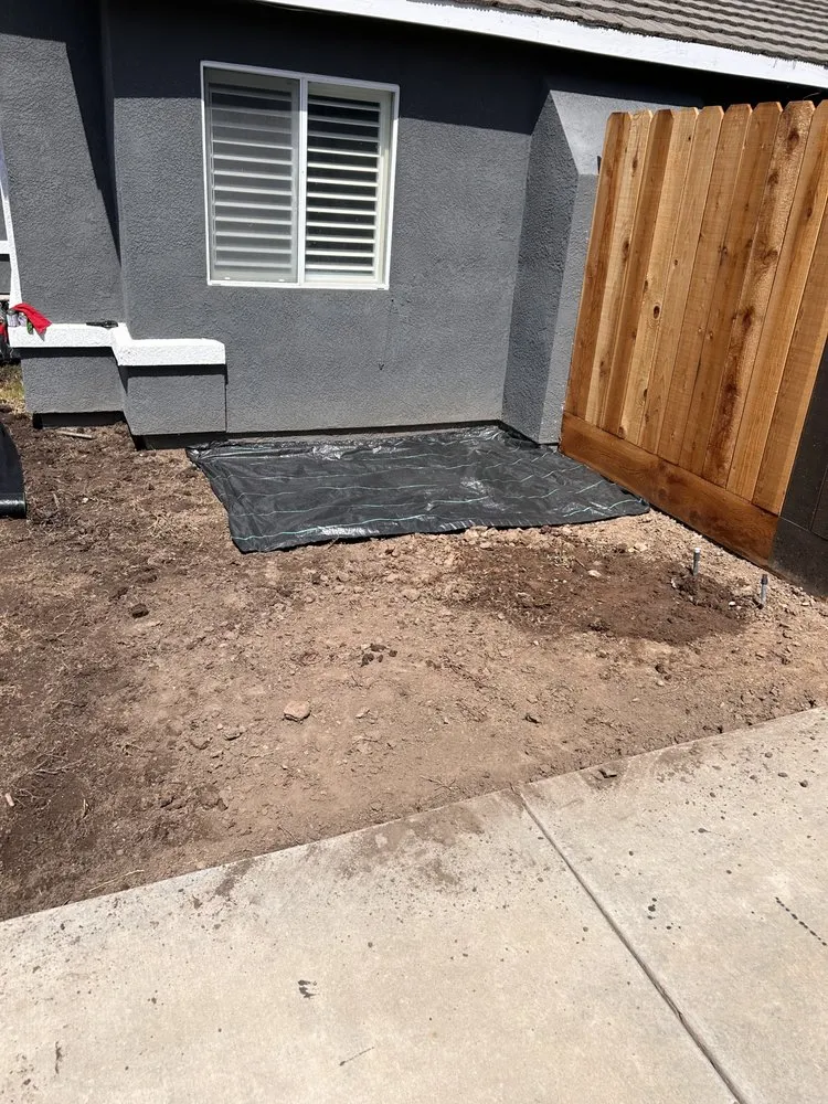 Custom yard maintenance experts serving Modesto, CA - Chavez Maintenance & Landscaping