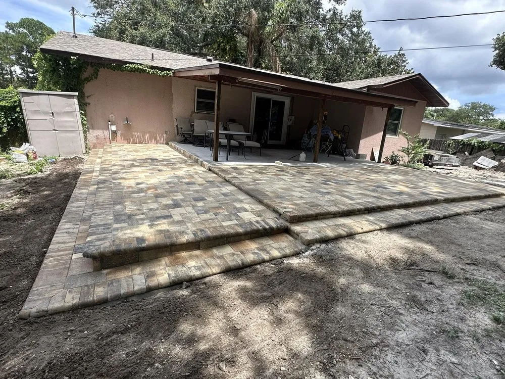 Custom garden landscaping experts serving St. Petersburg, FL - Chavez Pavers & Concrete