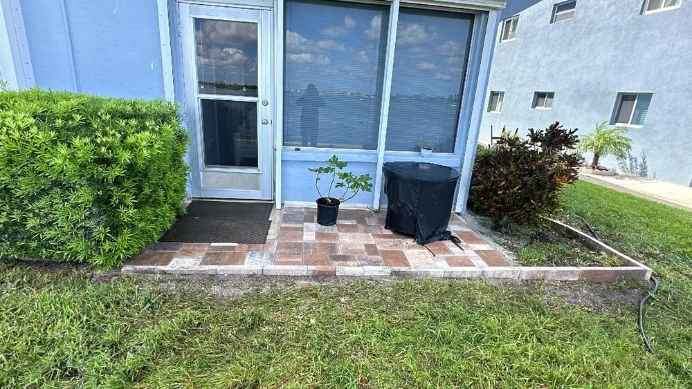 Affordable yard maintenance in St. Petersburg, FL by Chavez Pavers & Concrete